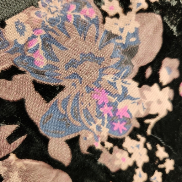 Lulus  Dreamy Scene Black Floral Burnout Velvet Long Sleeve Shift Dress … - Picture 5 of 5